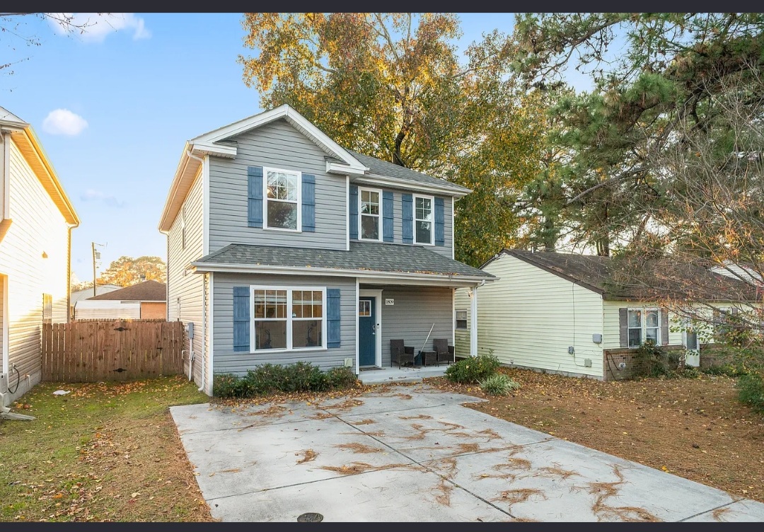 BEAUTIFULLY MAINTAINED HOMES